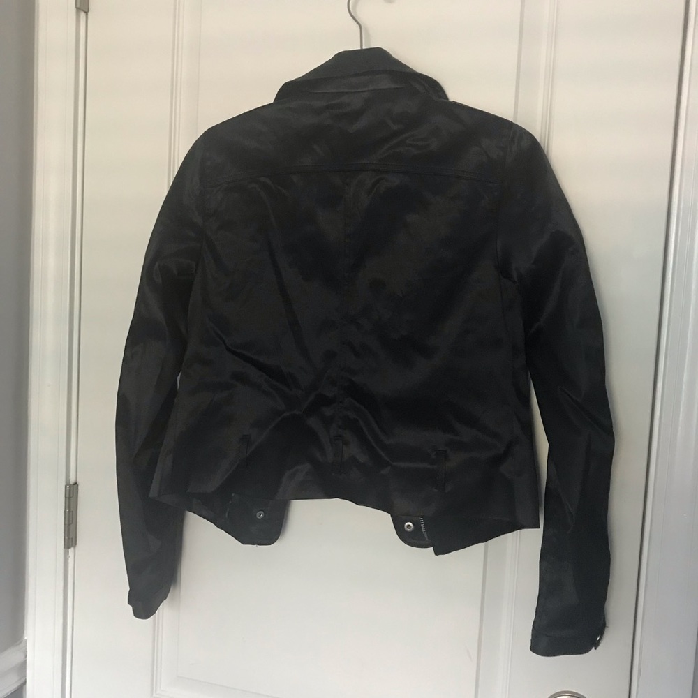 Express Jacket - Picture 2 of 4